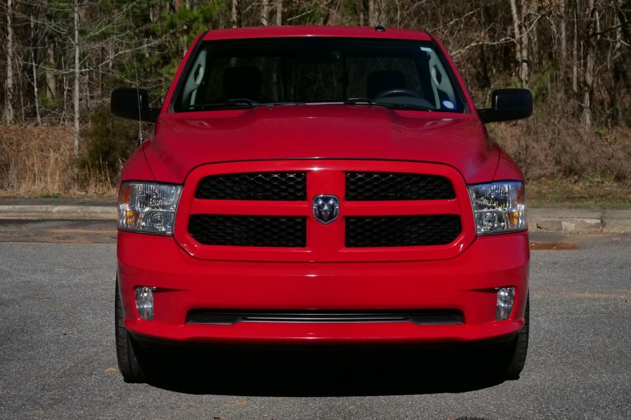 2018 Ram 1500 Express / 5.7L V8 / Power Group! Lincolnton NC