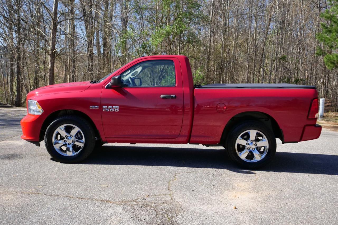 2018 Ram 1500 Express / 5.7L V8 / Power Group! Lincolnton NC