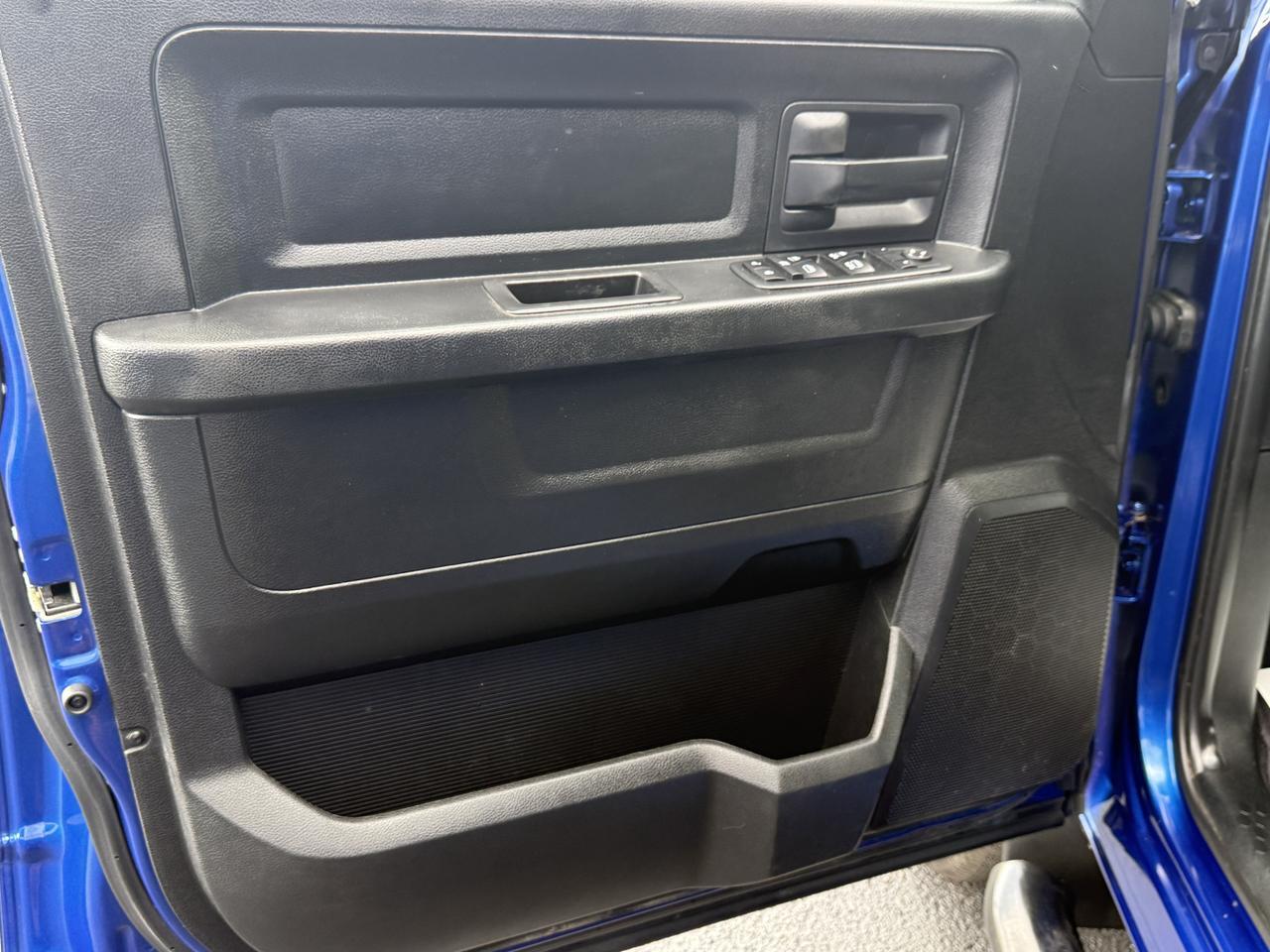 2018 Ram 1500 Express photo 6