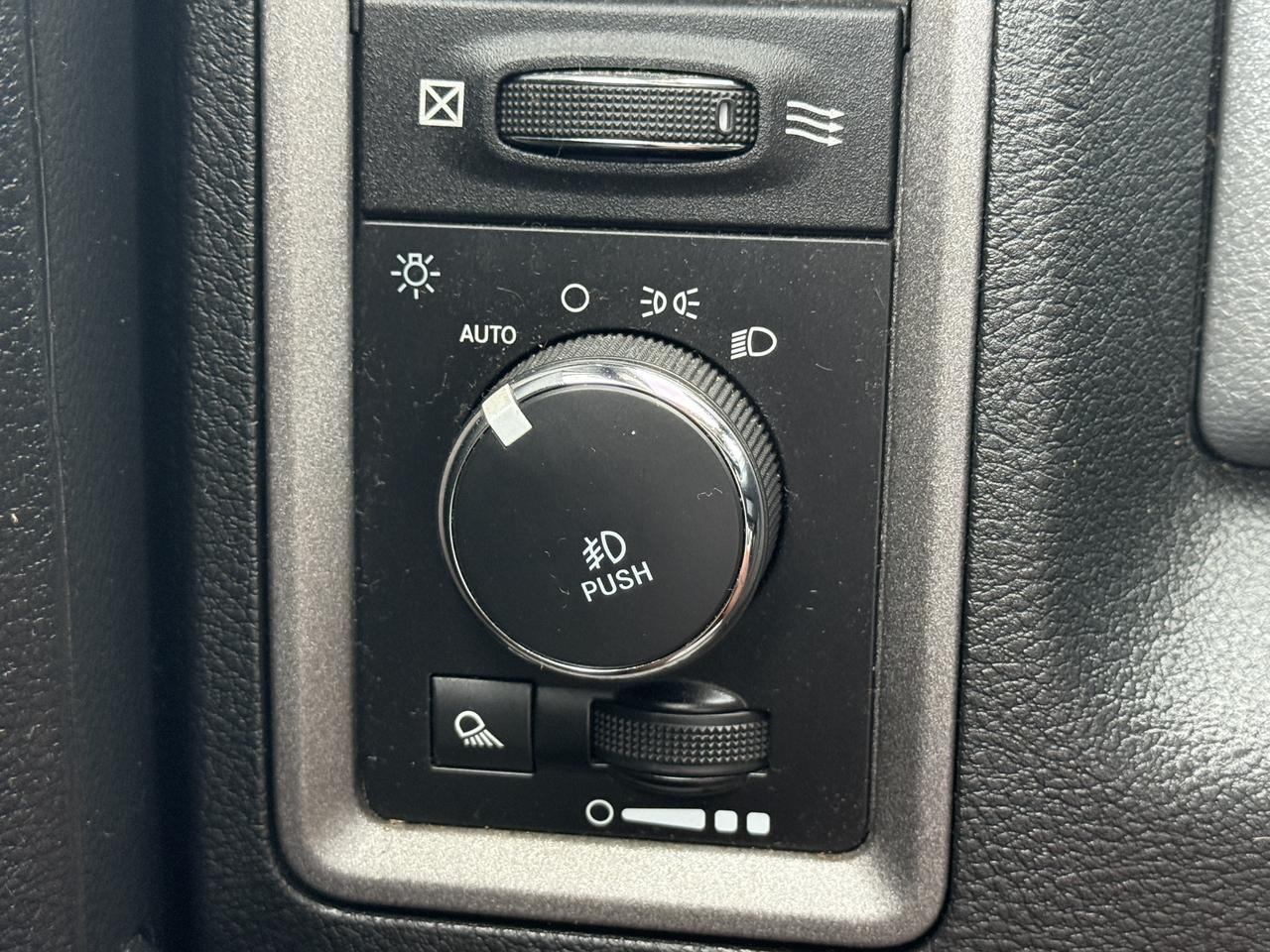 2018 Ram 1500 Express photo 14