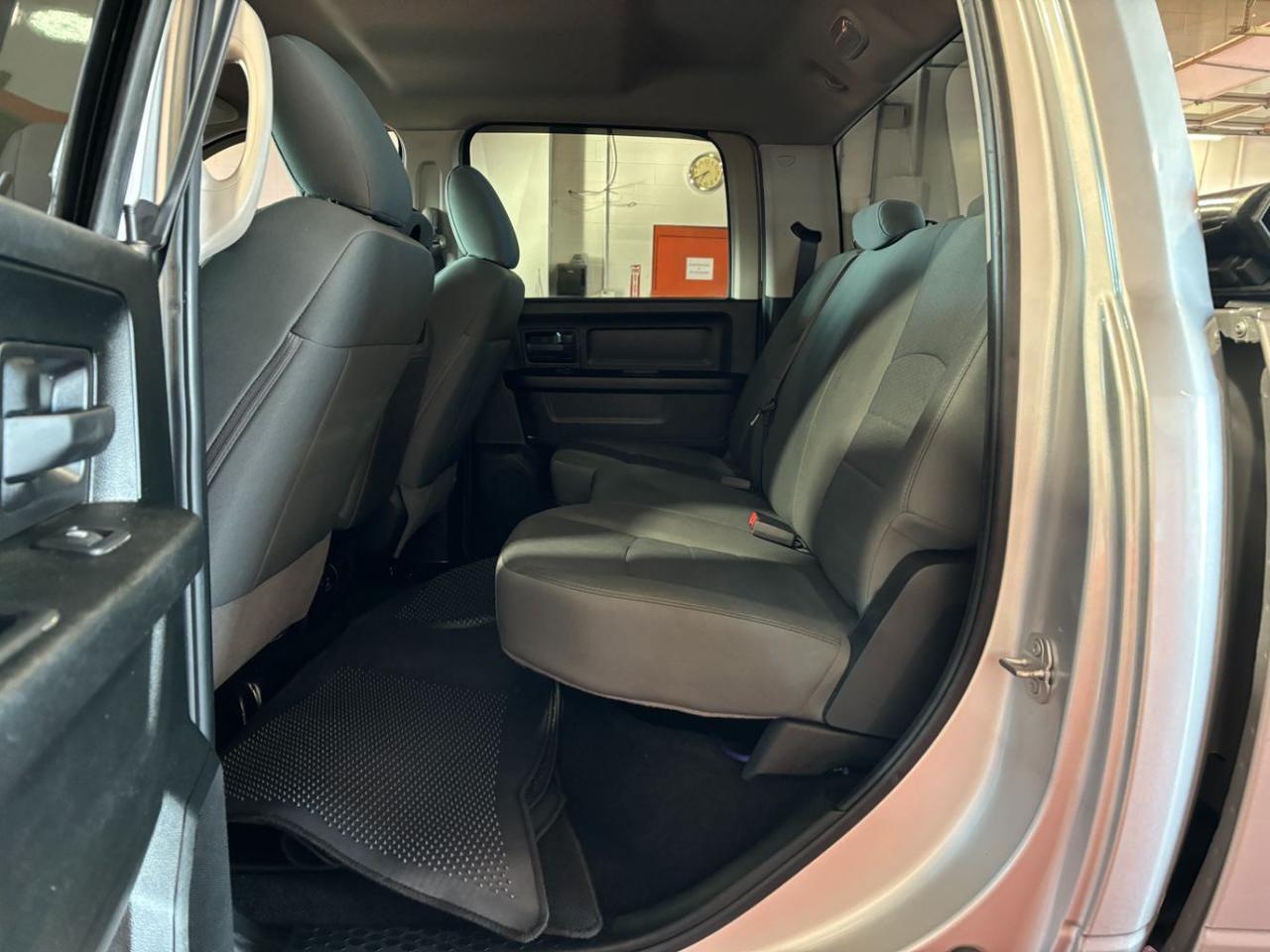 2018 Ram 1500 Express Crew Cab 4x4 5'7 Box Franklin OH