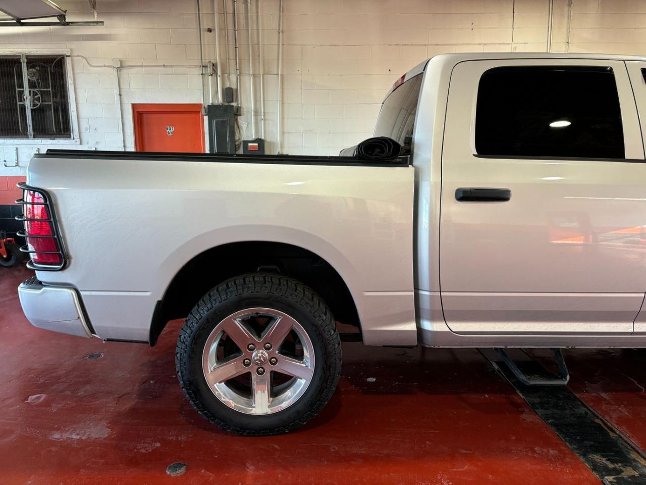 2018 Ram 1500 Express Crew Cab 4x4 5'7 Box Franklin OH