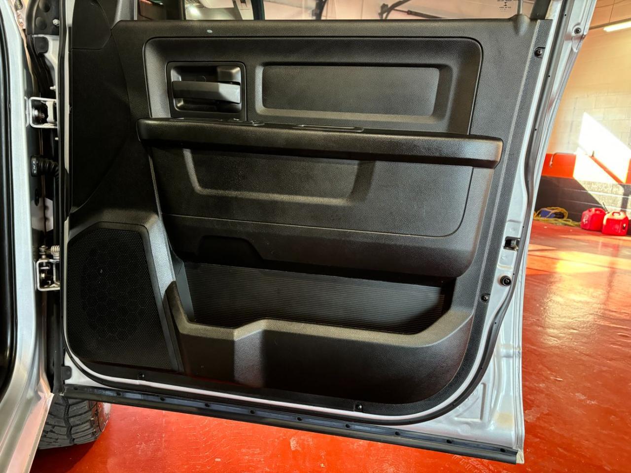 2018 Ram 1500 Express Crew Cab 4x4 5'7 Box Franklin OH