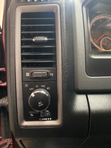 2018 Ram 1500 Express Quad Cab 4x2 6&apos;4 Box Charlotte NC