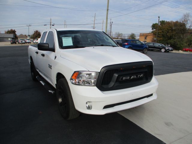 2018 Ram 1500 Express Quad Cab 4x4 6'4 Box