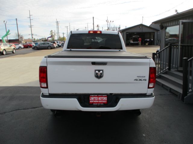 2018 Ram 1500 Express Quad Cab 4x4 6'4 Box Florence KY