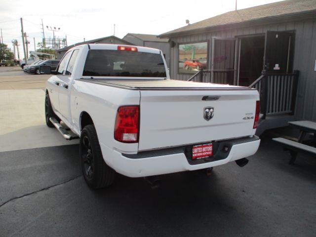 2018 Ram 1500 Express Quad Cab 4x4 6'4 Box Florence KY