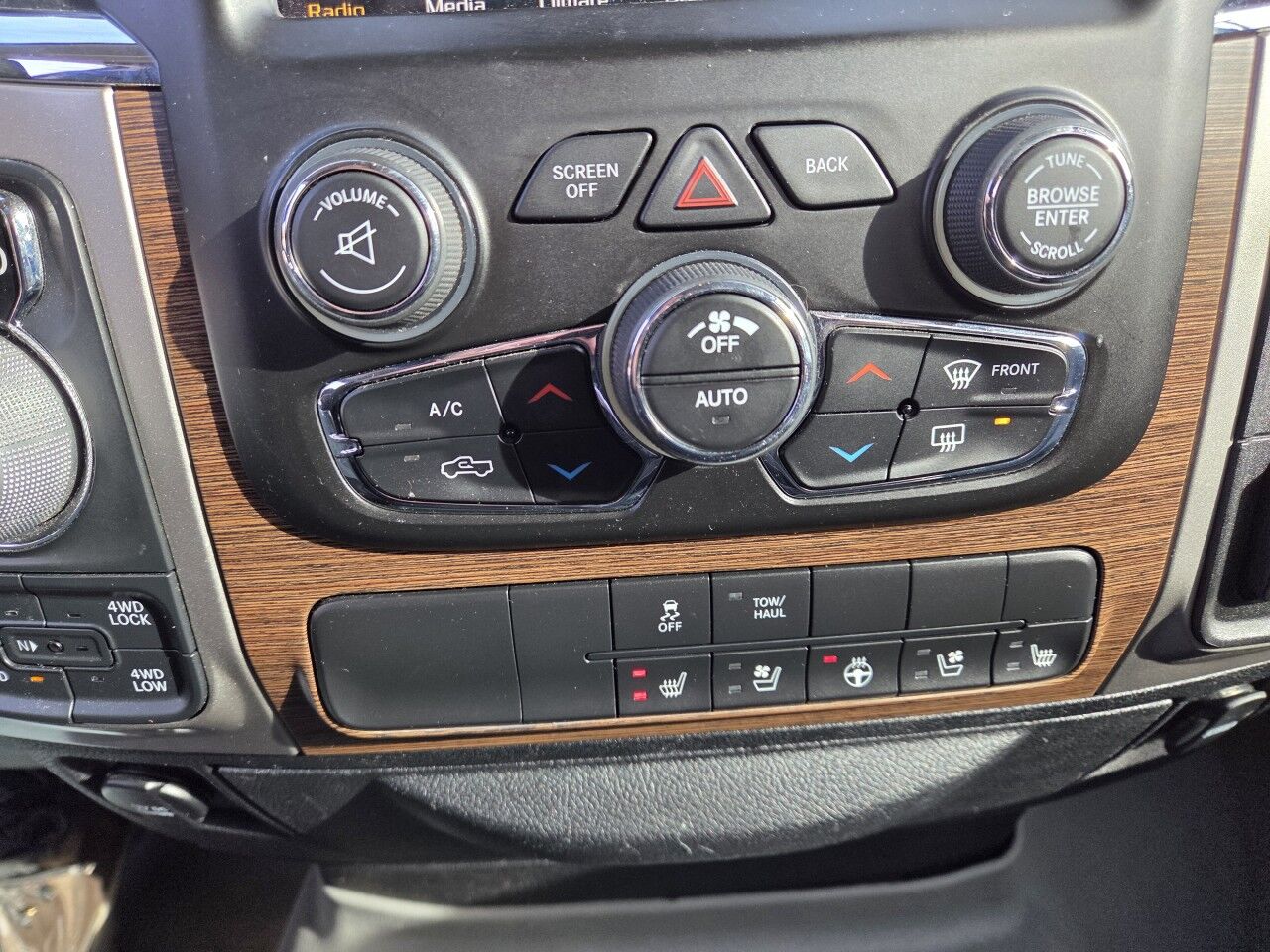 2018 Ram 1500 Laramie Charlton MA