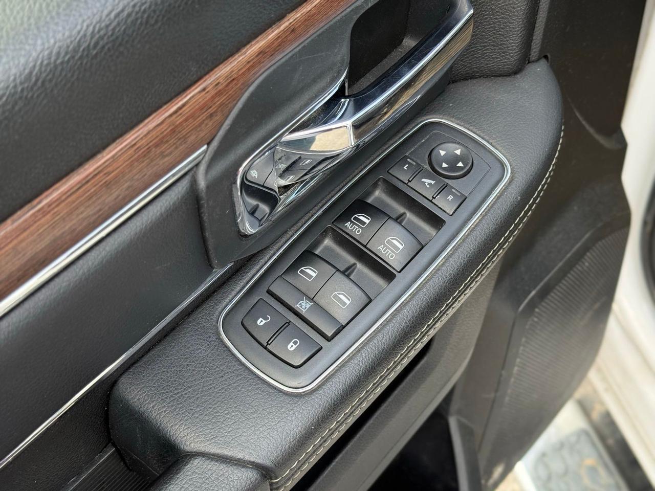 2018 Ram 1500 Laramie Crestwood KY