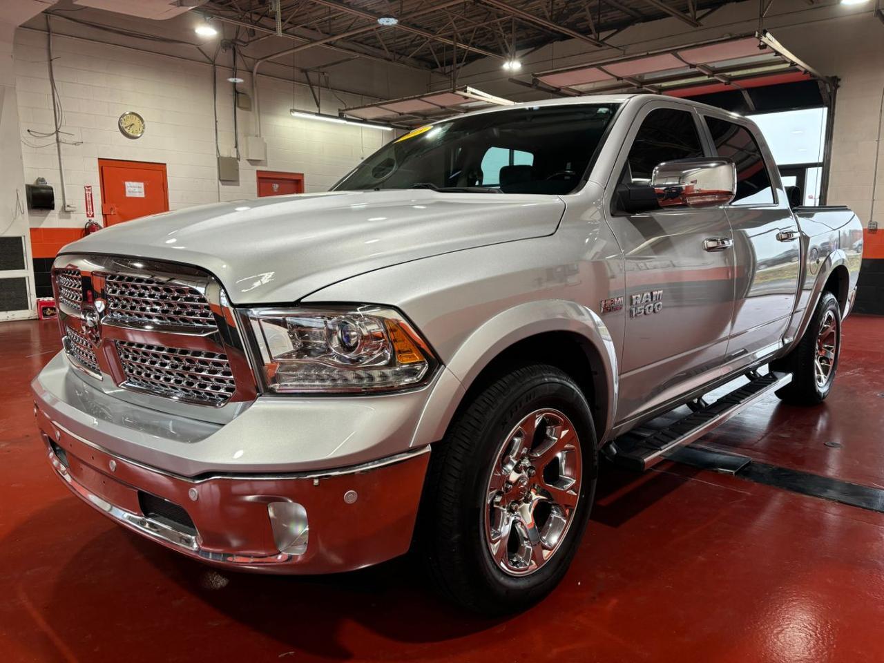 2018 Ram 1500 Laramie Crew Cab 4x4 5&apos;7 Box Franklin OH