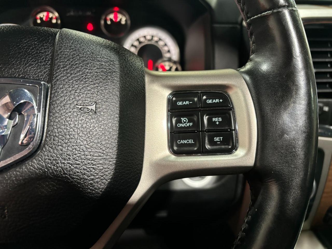 2018 Ram 1500 Laramie Crew Cab 4x4 5&apos;7 Box Franklin OH