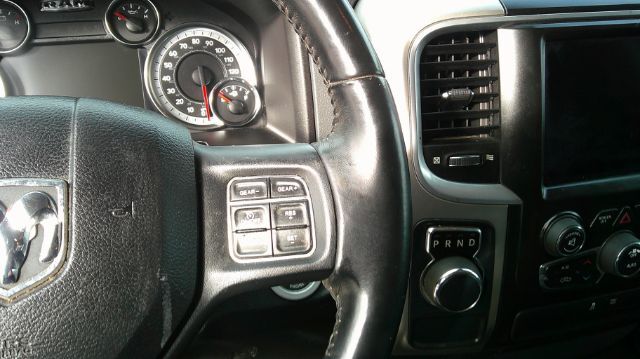 2018 Ram 1500 Lone Star Silver Crew Cab 4x2 5'7 Box San Antonio TX