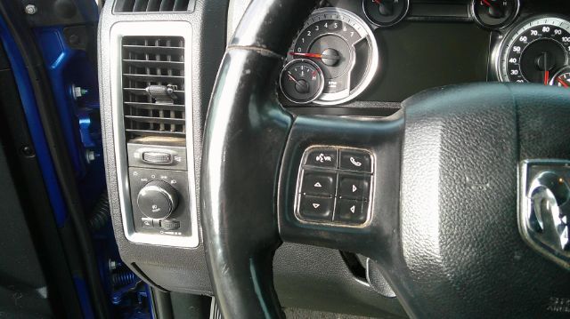 2018 Ram 1500 Lone Star Silver Crew Cab 4x2 5'7 Box San Antonio TX