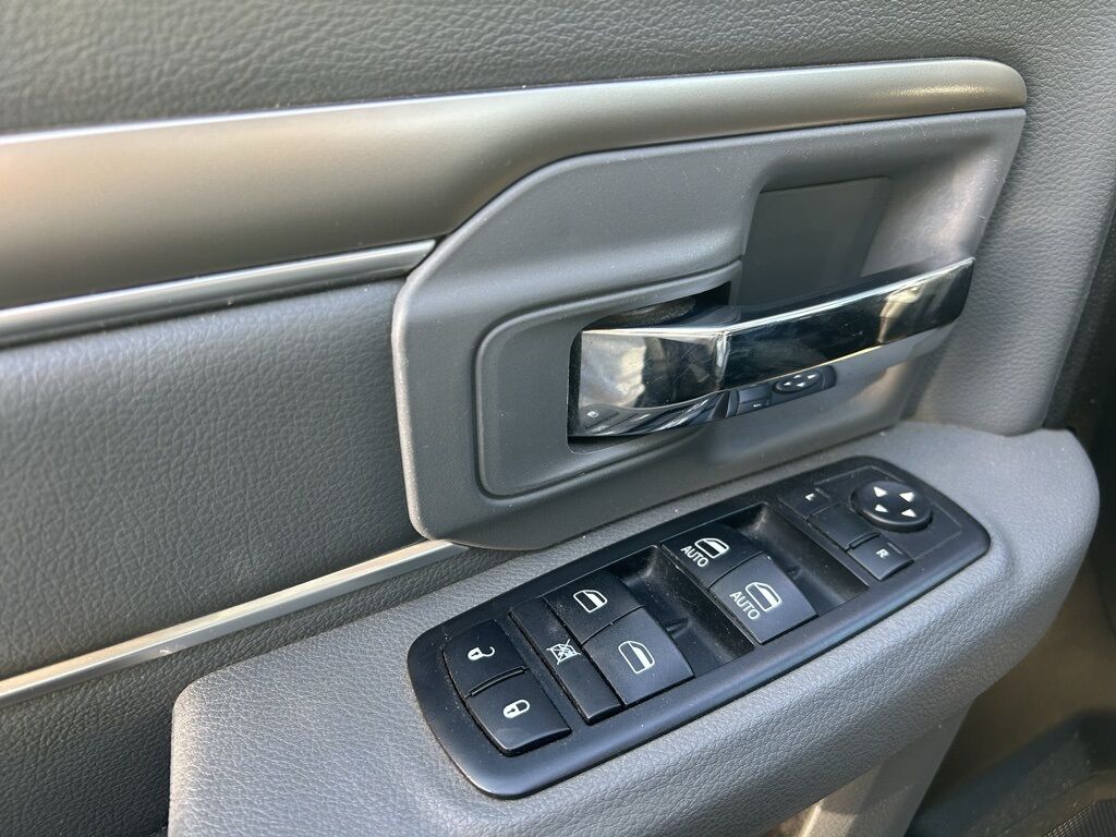 2018 Ram 1500 SLT Crestwood KY