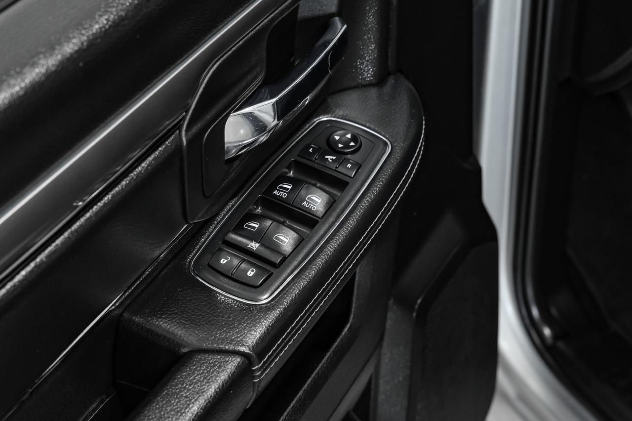 2018 Ram 1500 SPORT CREW CAB 4WD 5.7L HEMI NAVIGATION REAR CAMERA POWER DRIVER Carrollton TX