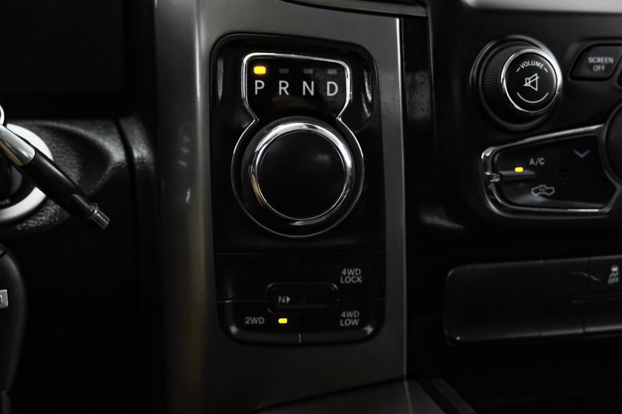 2018 Ram 1500 SPORT CREW CAB 4WD 5.7L HEMI NAVIGATION REAR CAMERA POWER DRIVER SEAT Carrollton TX