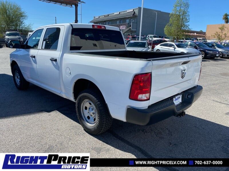 2018 Ram 1500 photo 2