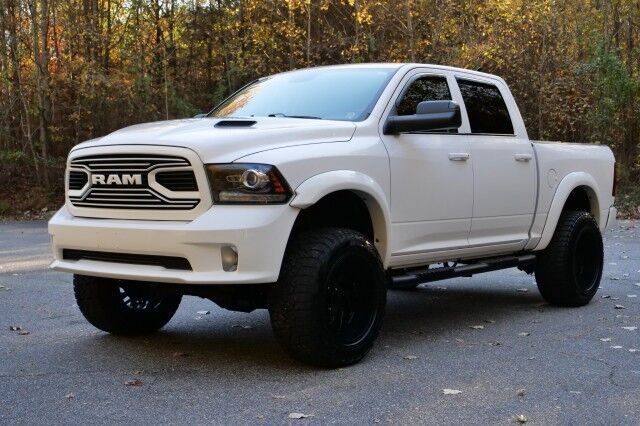 2018 Ram 1500 Sport 4X4 / Wheels & Tires / UPGRADES / 5.7L V8! High Point NC