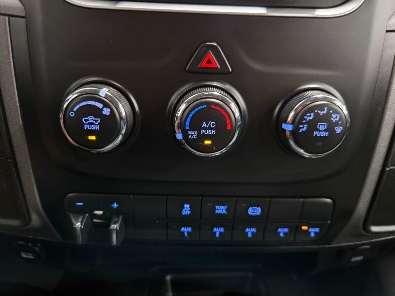 2018 Ram 2500 4WD Reg Cab 6.7L Diesel Camper Shell NEW 35in Tires FREE WARRANTY Call (682)587-6288 Arlington TX