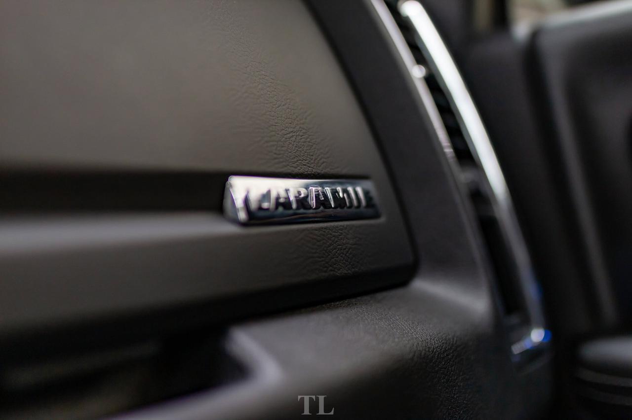 2018 Ram 2500 4x4 Crew Cab Laramie Diesel Leather Roof Nav Red Deer AB