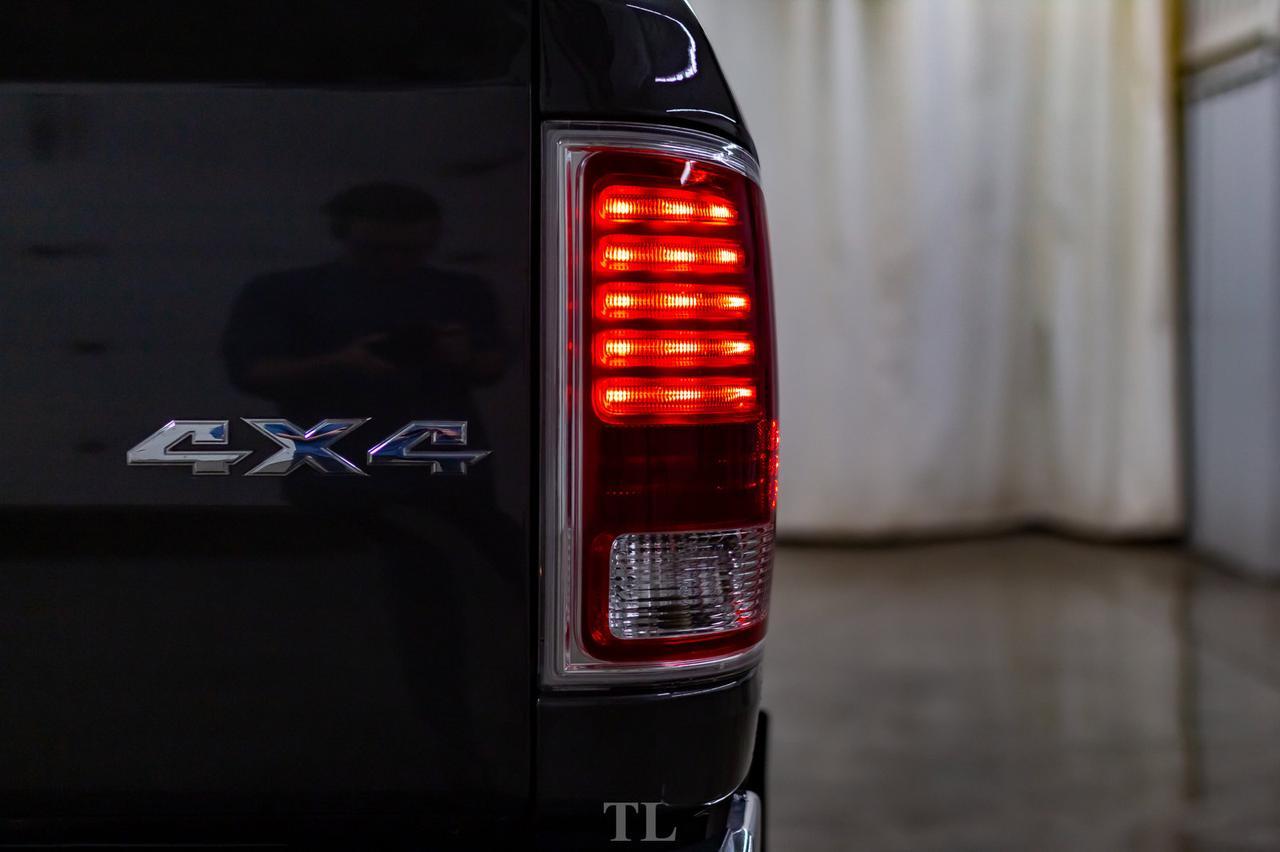 2018 Ram 2500 4x4 Crew Cab Laramie Diesel Leather Roof Nav Red Deer AB