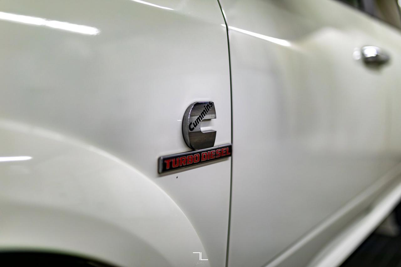 2018 Ram 2500 4x4 Crew Cab Laramie Diesel Manual Leather Roof Nav Red Deer AB