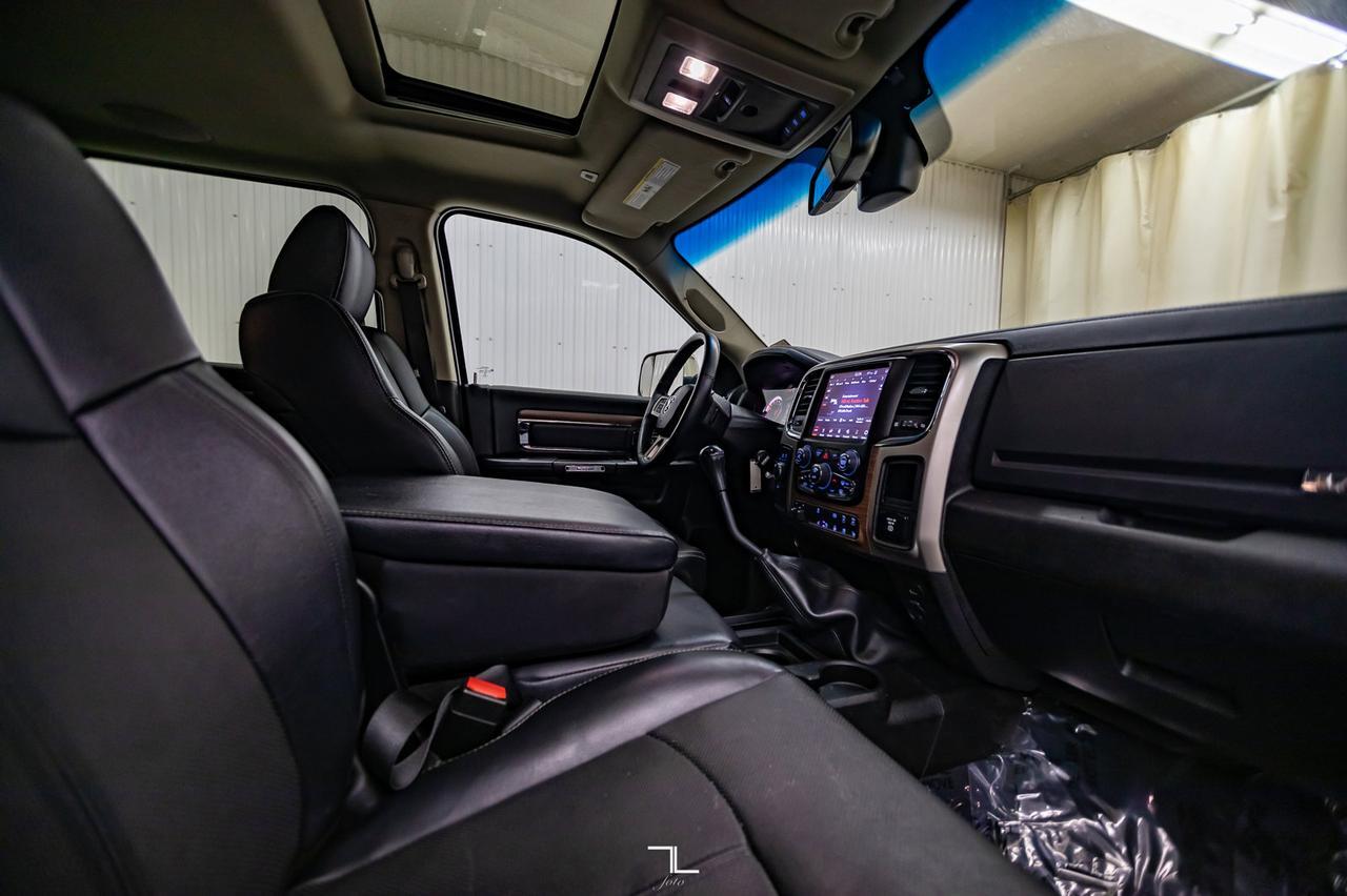2018 Ram 2500 4x4 Crew Cab Laramie Diesel Manual Leather Roof Nav Red Deer AB