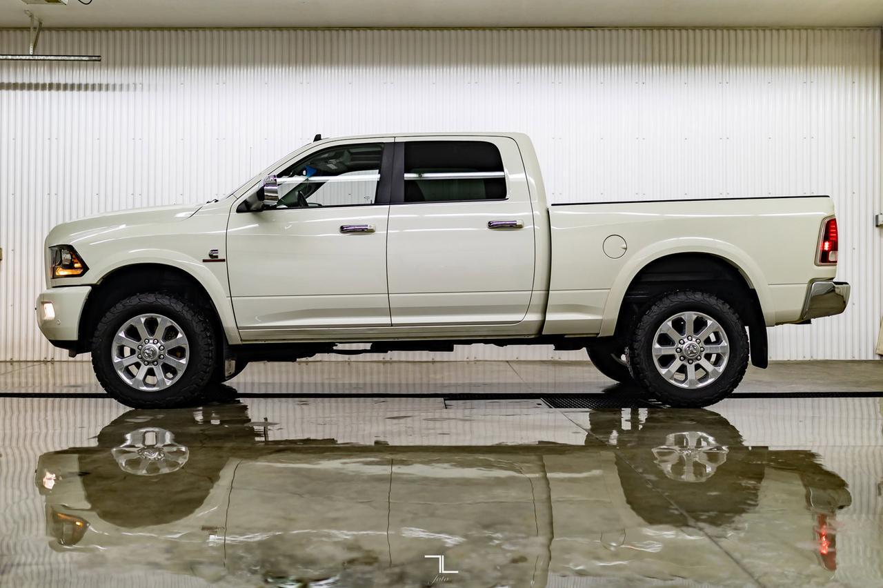 2018 Ram 2500 4x4 Crew Cab Laramie Diesel Manual Leather Roof Nav Red Deer AB