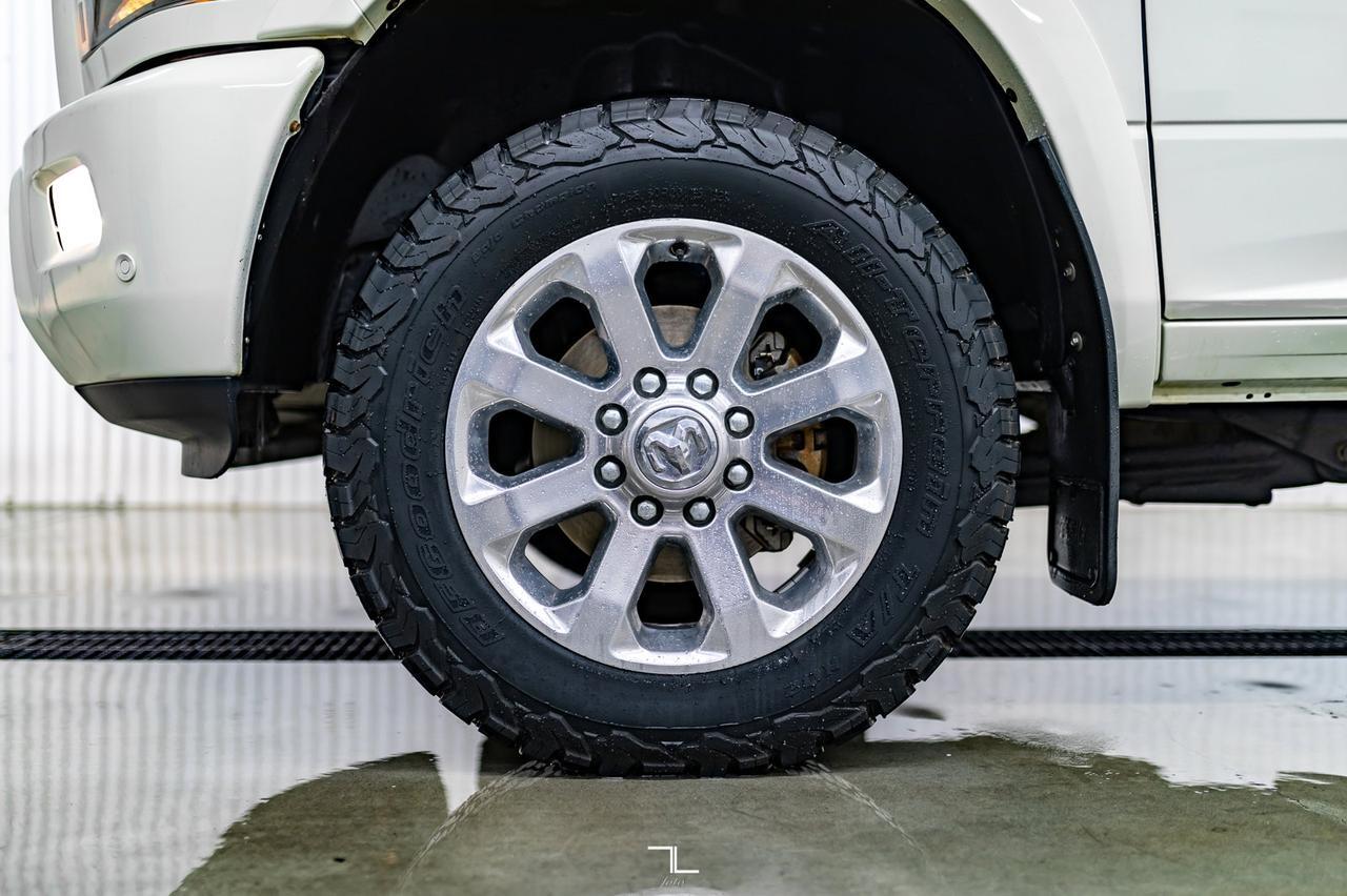 2018 Ram 2500 4x4 Crew Cab Laramie Diesel Manual Leather Roof Nav Red Deer AB