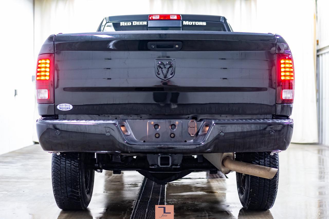2018 Ram 2500 4x4 Crew Cab Laramie Leather Roof Nav Red Deer AB