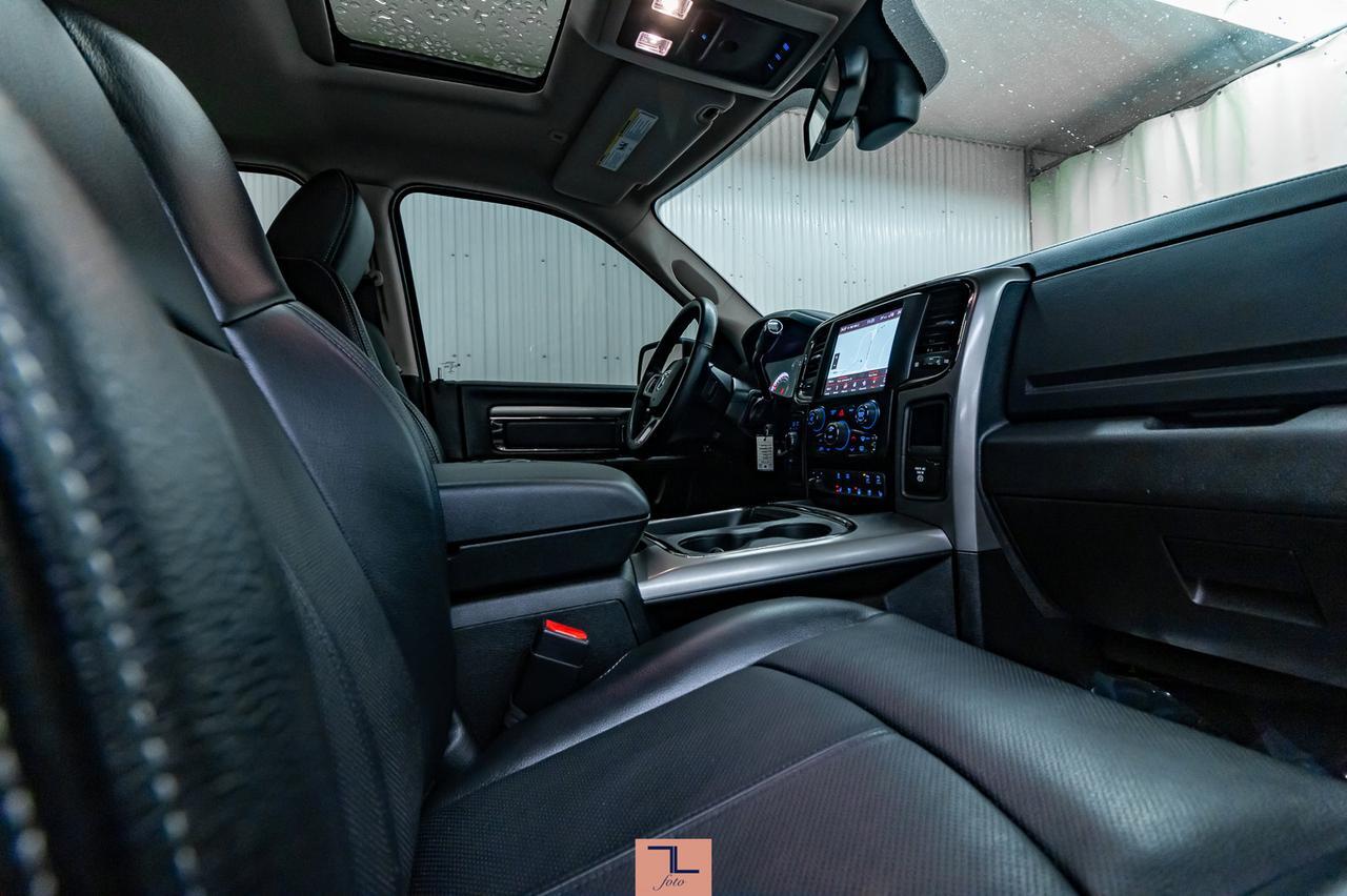 2018 Ram 2500 4x4 Crew Cab Laramie Leather Roof Nav Red Deer AB