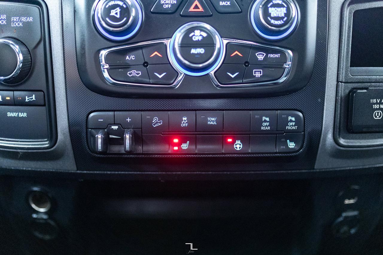 2018 Ram 2500 4x4 Crew Cab Power Wagon HEMI Leather Roof Nav Red Deer AB