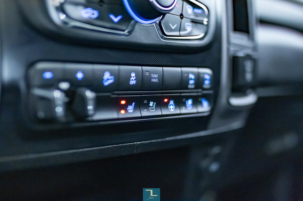 2018 Ram 2500 4x4 Crew Cab Power Wagon Leather Roof Nav Red Deer AB