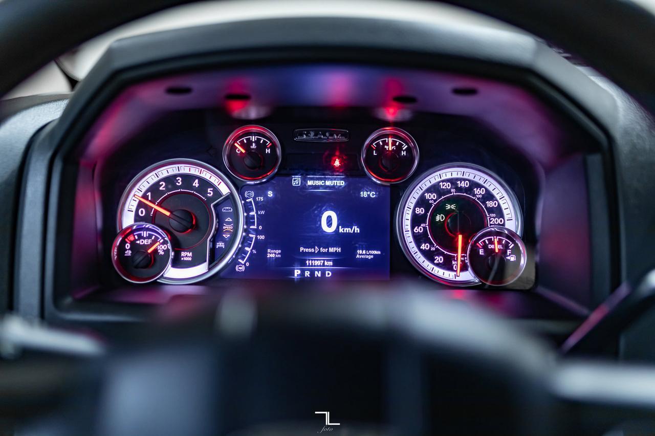 2018 Ram 2500 4x4 Crew Cab SLT Diesel Nav BCam Red Deer AB