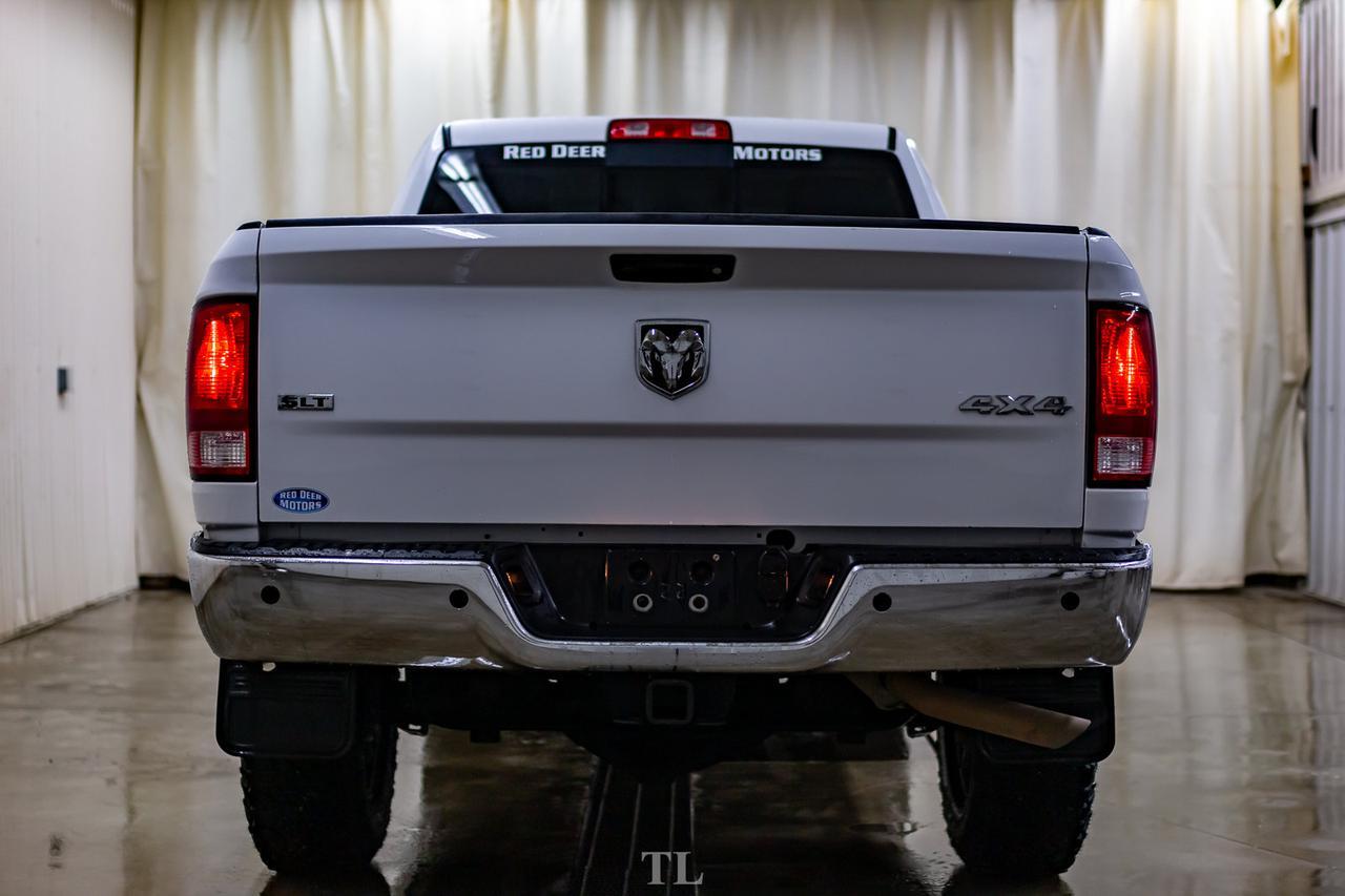 2018 Ram 2500 4x4 Crew Cab SLT HEMI BCam Red Deer AB