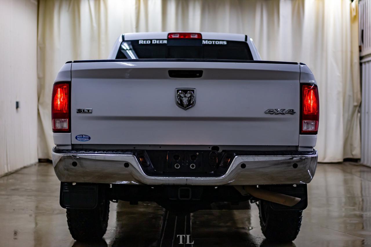 2018 Ram 2500 4x4 Crew Cab SLT HEMI BCam Red Deer AB