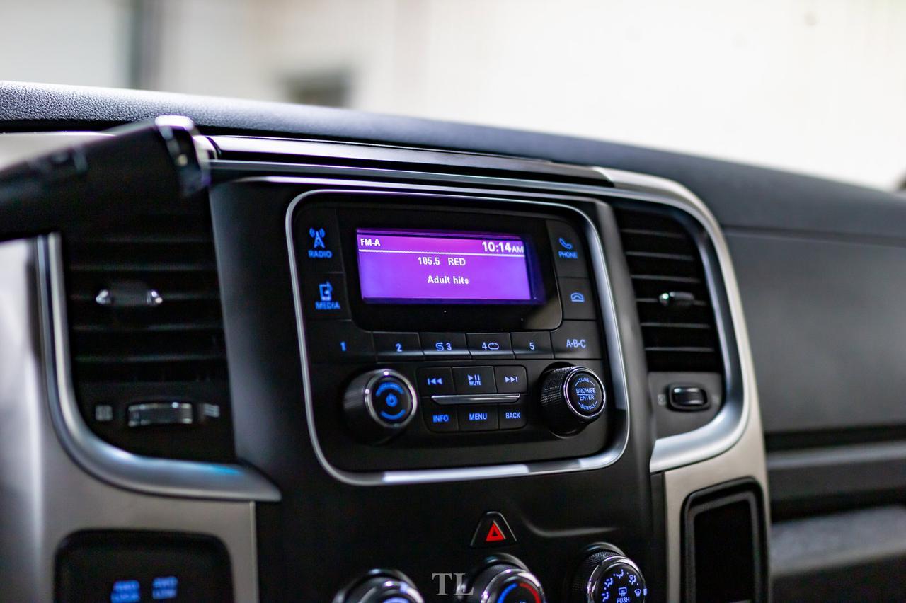 2018 Ram 2500 4x4 Crew Cab SLT HEMI BCam Red Deer AB