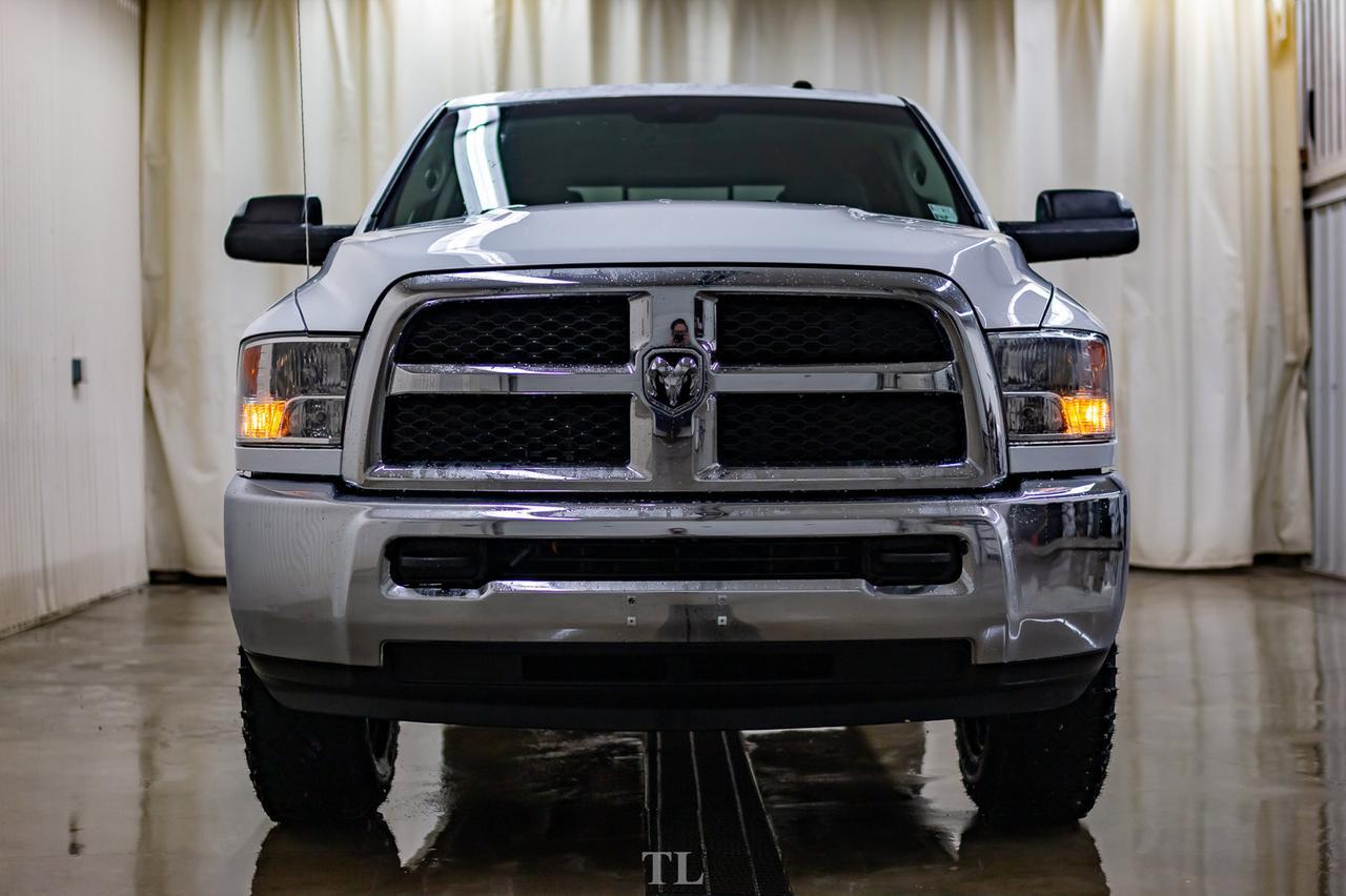 2018 Ram 2500 4x4 Crew Cab SLT HEMI BCam Red Deer AB