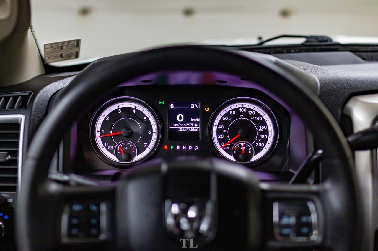 2018 Ram 2500 4x4 Crew Cab SLT HEMI BCam Red Deer AB