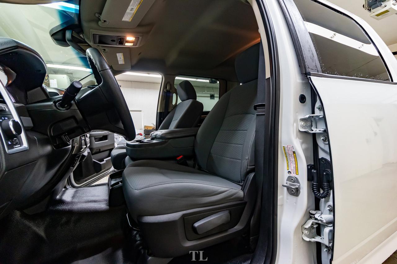 2018 Ram 2500 4x4 Crew Cab SLT HEMI BCam Red Deer AB