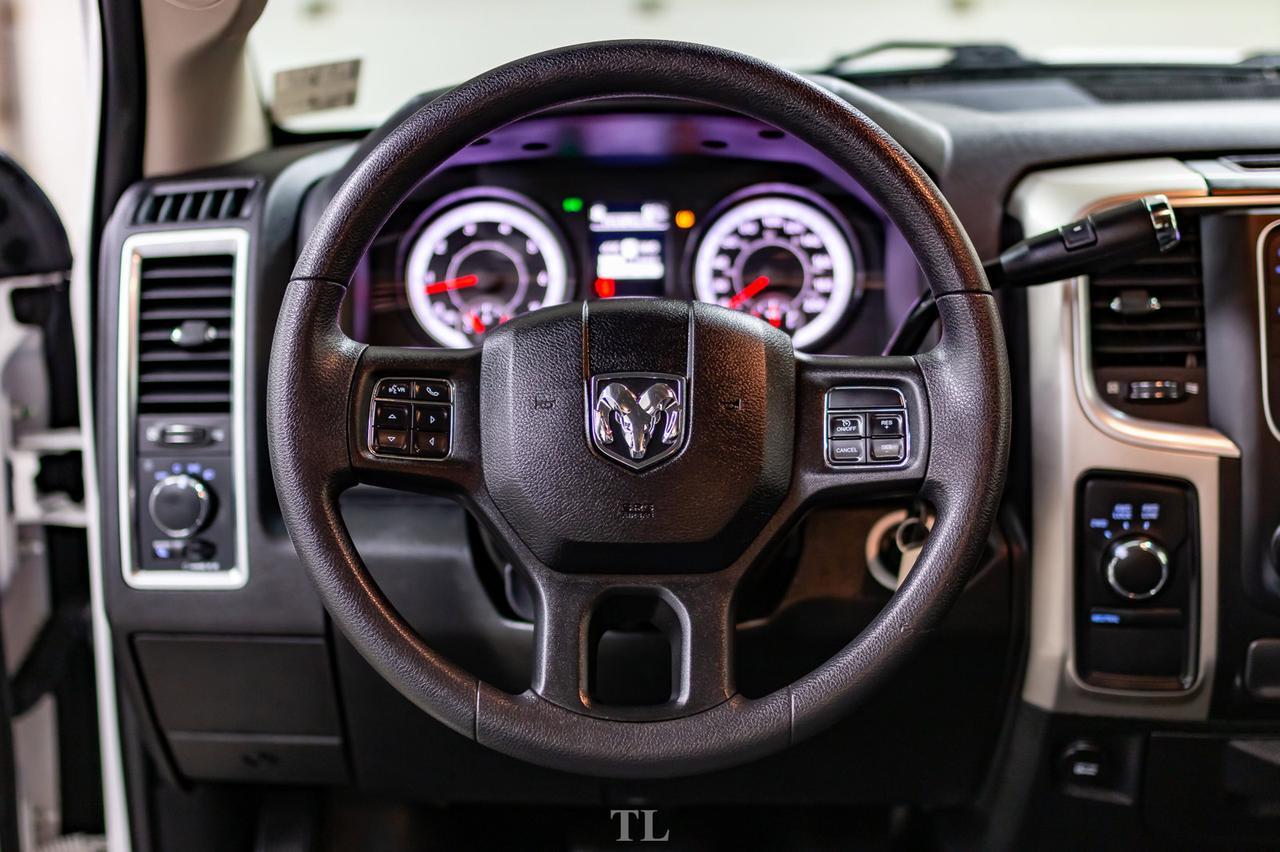 2018 Ram 2500 4x4 Crew Cab SLT HEMI BCam Red Deer AB