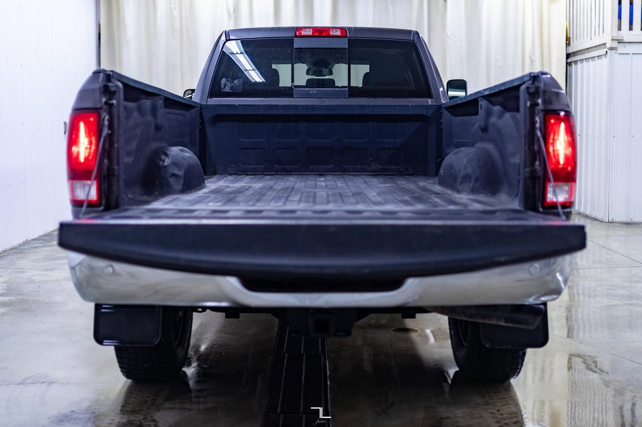 2018 Ram 2500 4x4 Crew Cab SLT Longbox Diesel Manual Red Deer AB