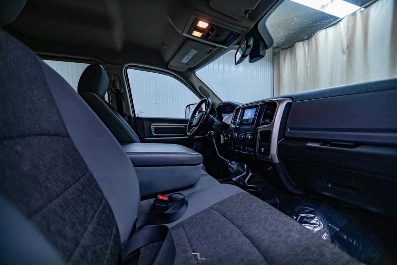 2018 Ram 2500 4x4 Crew Cab SLT Longbox Diesel Manual Red Deer AB