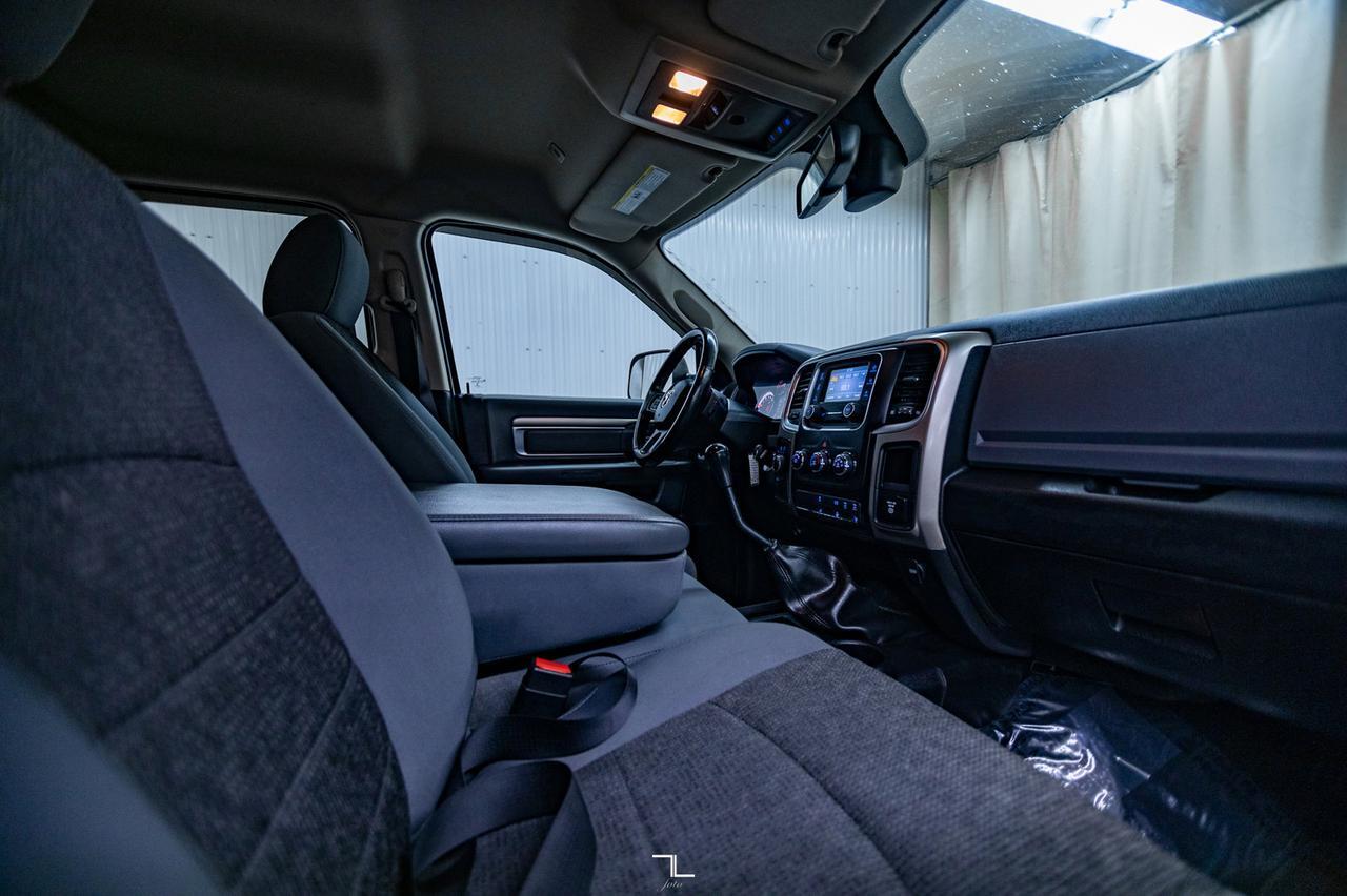 2018 Ram 2500 4x4 Crew Cab SLT Longbox Diesel Manual Red Deer AB