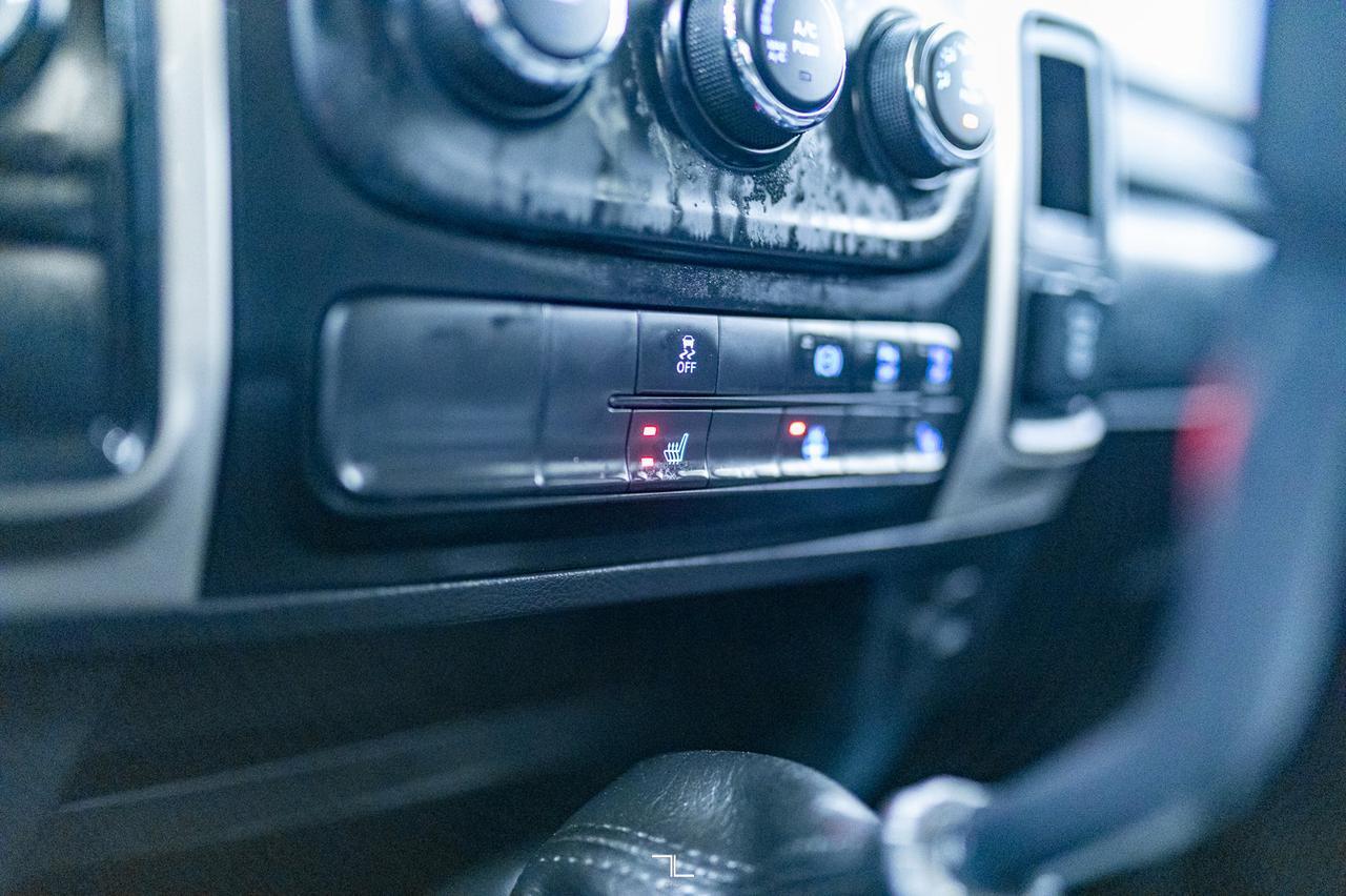 2018 Ram 2500 4x4 Crew Cab SLT Longbox Diesel Manual Red Deer AB