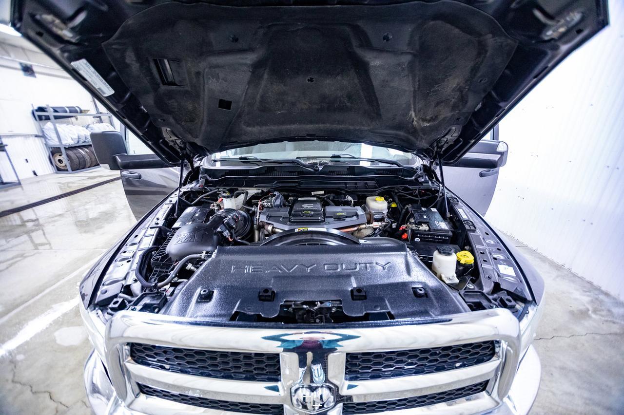 2018 Ram 2500 4x4 Crew Cab SLT Longbox Diesel Manual Red Deer AB