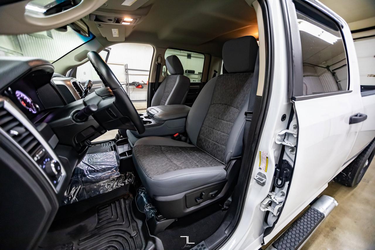 2018 Ram 2500 4x4 Crew Cab SLT Longbox HEMI BCam Red Deer AB