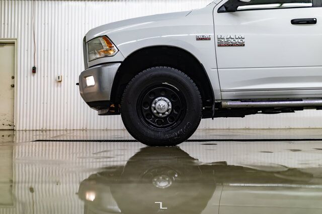 2018 Ram 2500 4x4 Crew Cab SLT Longbox HEMI BCam Red Deer AB