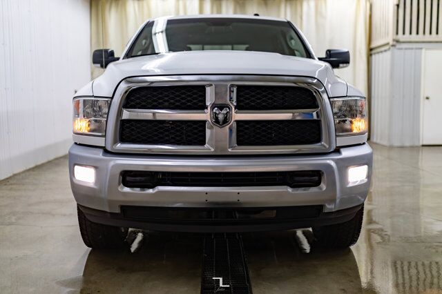 2018 Ram 2500 4x4 Crew Cab SLT Longbox HEMI BCam Red Deer AB