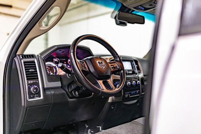 2018 Ram 2500 4x4 Crew Cab SLT Longbox HEMI BCam Red Deer AB